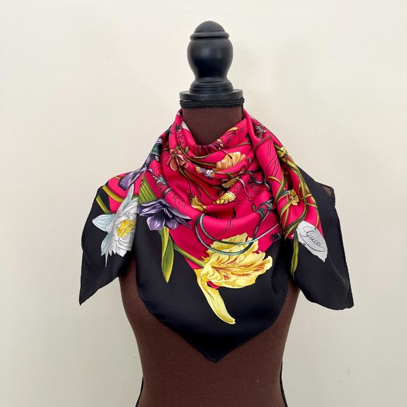 New Gucci Scarf Iconic Floral Print Silk Wrap with Gucci Gift Box - Picture 11 of 15